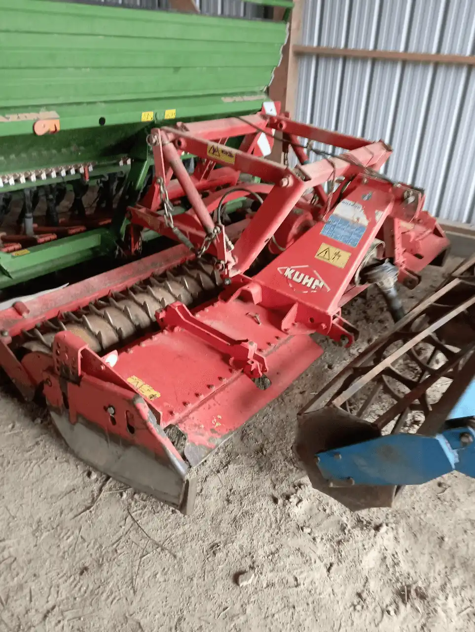Image KUHN HERSE ROTATIVE HRB302D